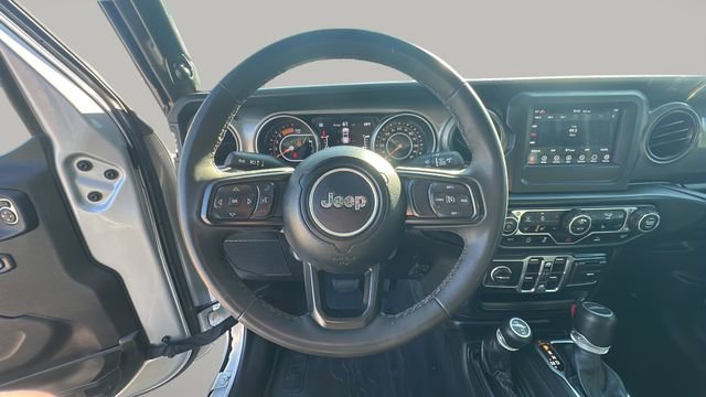 Used 2023 Jeep Gladiator Sport AWD/4WD image 16