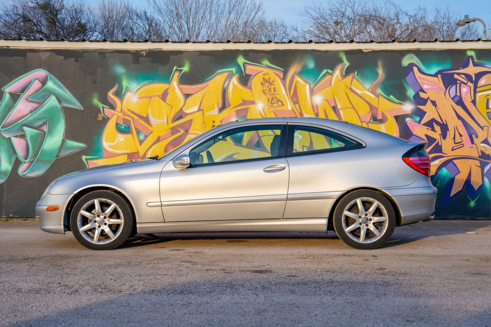 Used 2004 Mercedes-Benz C 230 Coupe image 4
