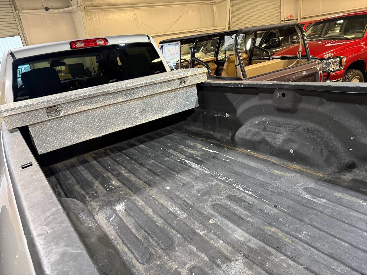 Used 2016 RAM 3500 Tradesman w/ Chrome Appearance Group AWD/4WD image 28