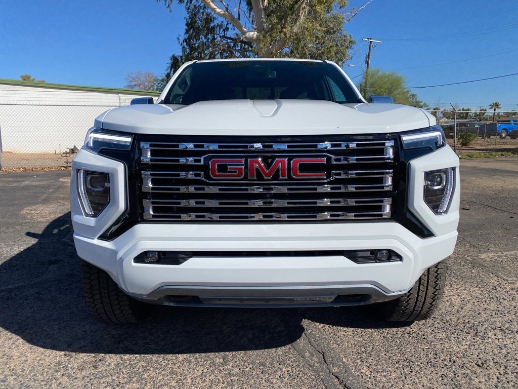 New 2026 GMC Canyon Denali image 2