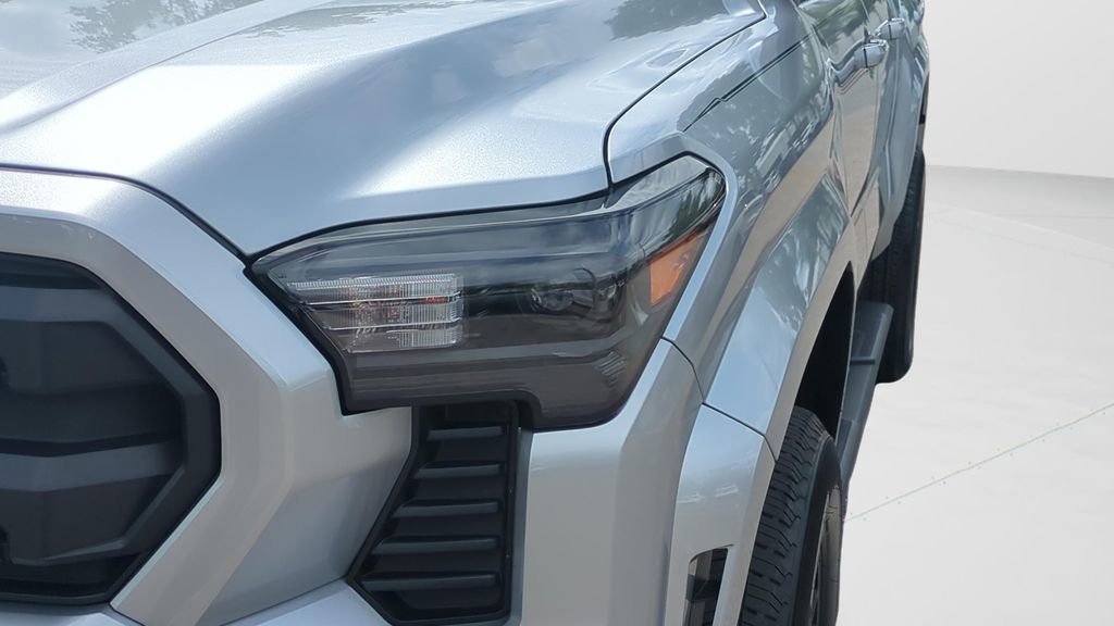 Used 2024 Toyota Tacoma SR5 RWD image 25