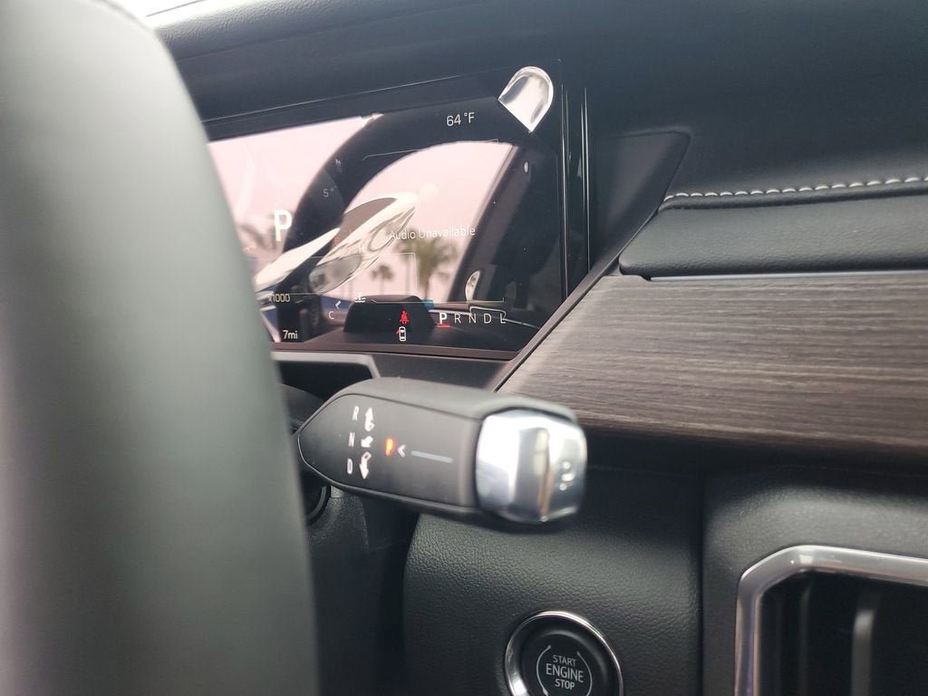 New 2026 GMC Acadia Denali w/ Super Cruise Package FWD image 11