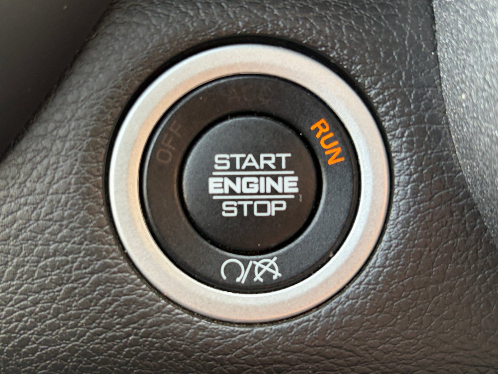Used 2024 RAM 2500 Tradesman w/ Chrome Appearance Group AWD/4WD image 21
