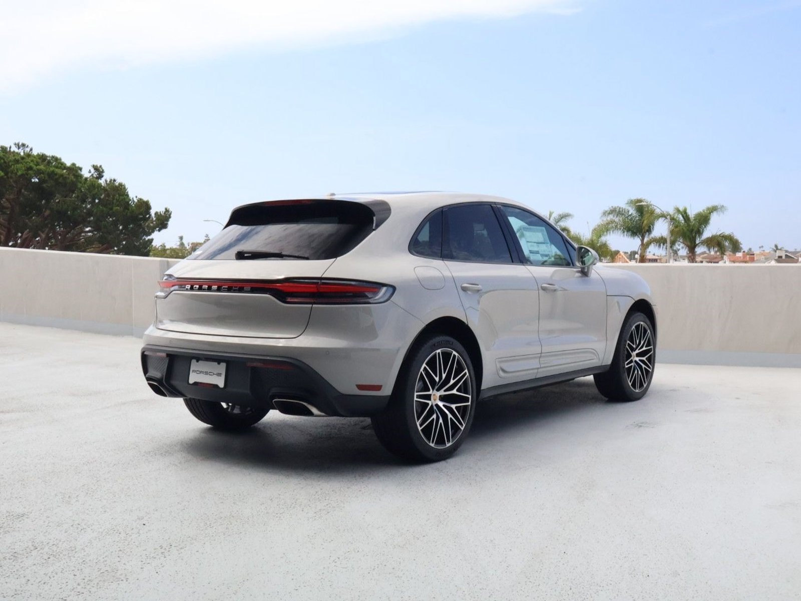 New 2026 Porsche Macan AWD/4WD image 9