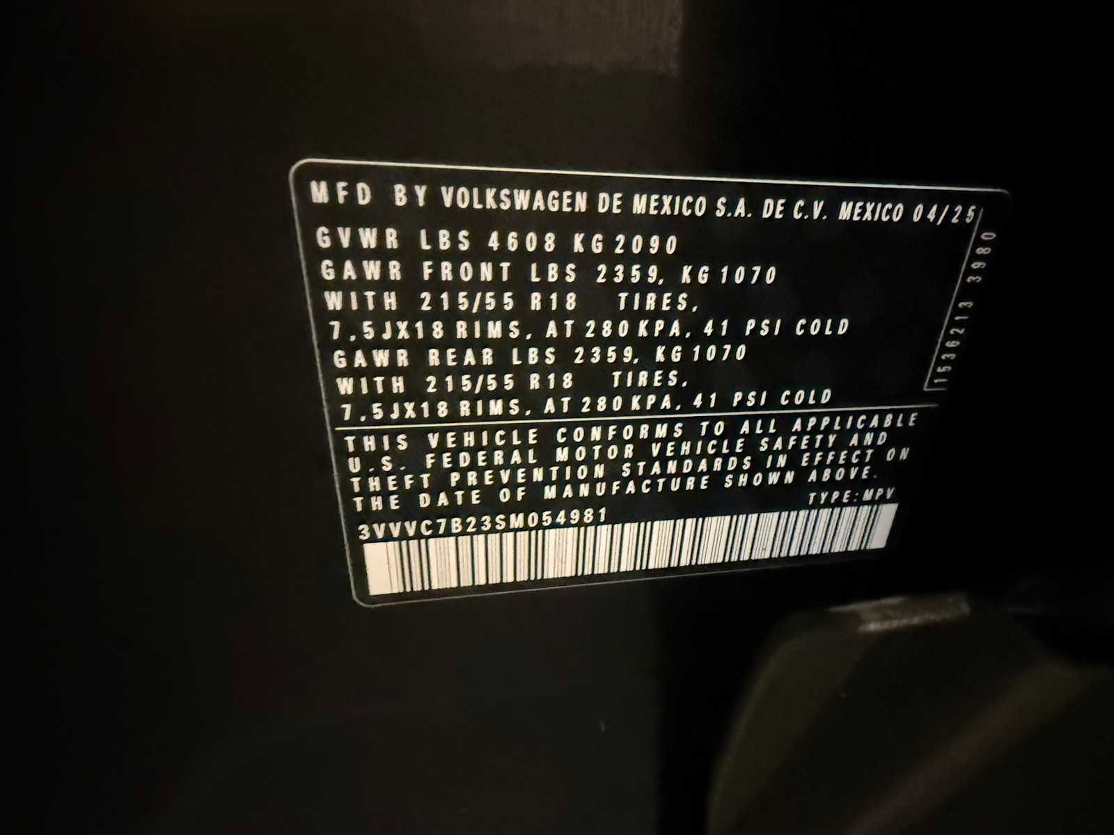 Certified 2025 Volkswagen Taos SE w/ Panoramic Sunroof Package image 38