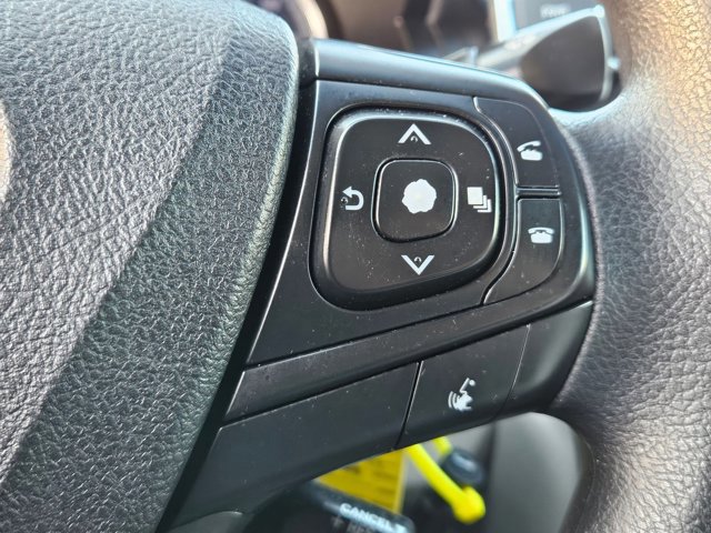 Used 2016 Toyota Camry LE image 24