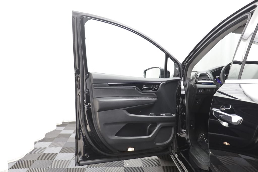 Used 2024 Honda Odyssey Elite image 4