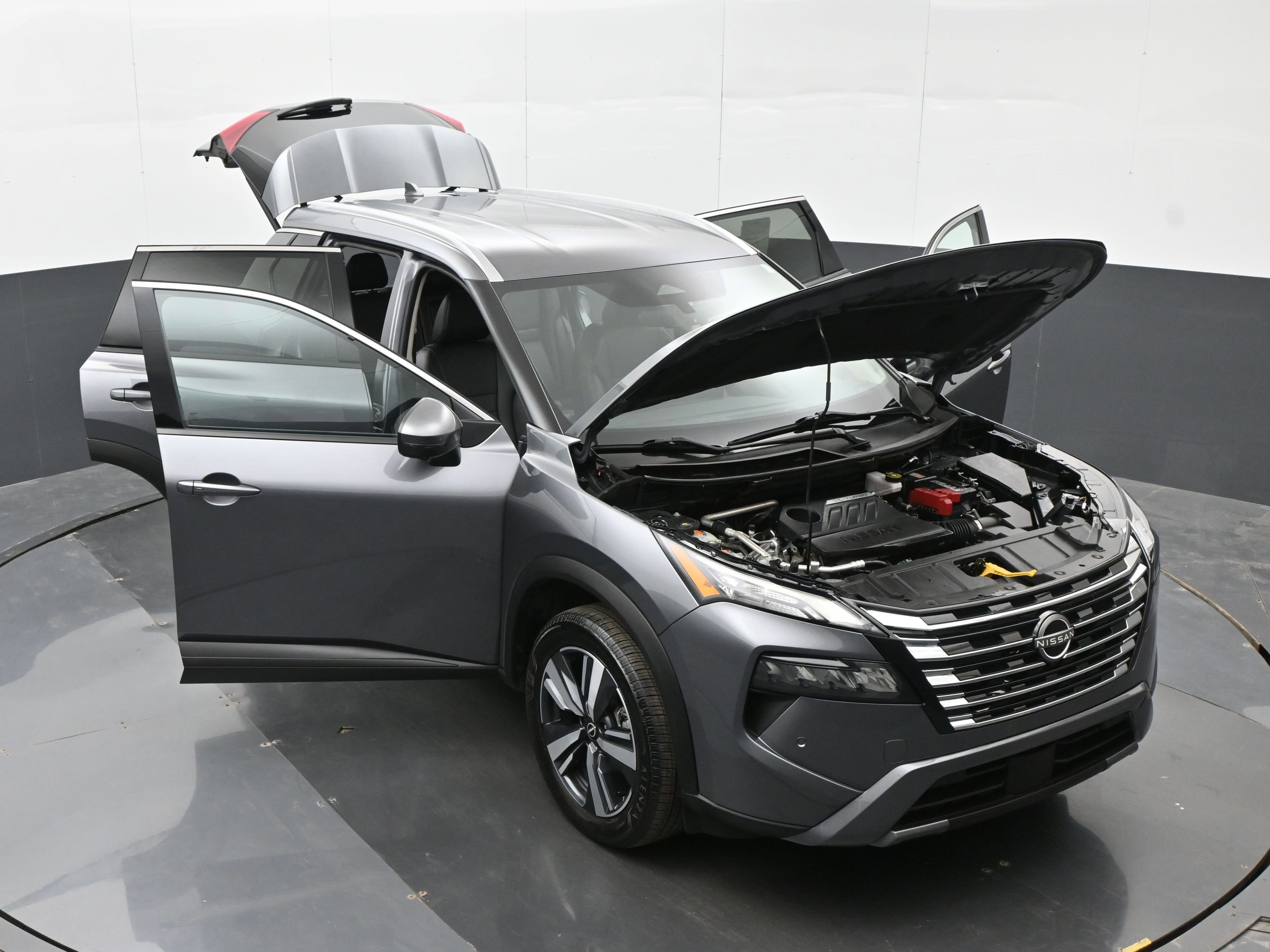 Used 2024 Nissan Rogue SL image 44