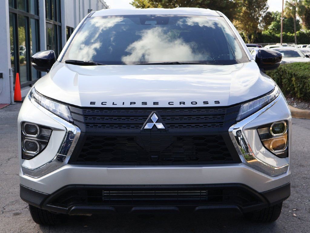 New 2026 Mitsubishi Eclipse Cross LE image 8