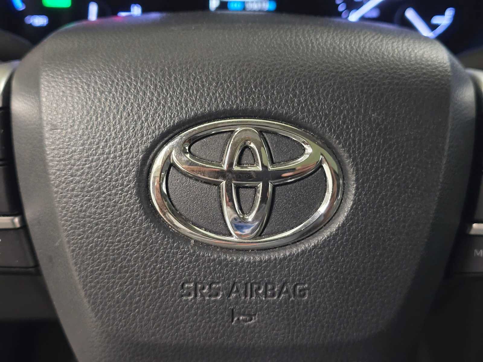 Used 2021 Toyota Sienna XLE w/ XLE Plus Package FWD image 24