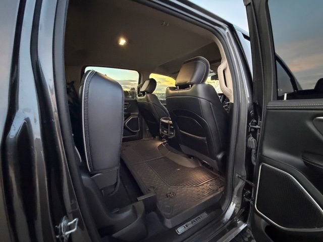 Used 2020 RAM 1500 Laramie image 28