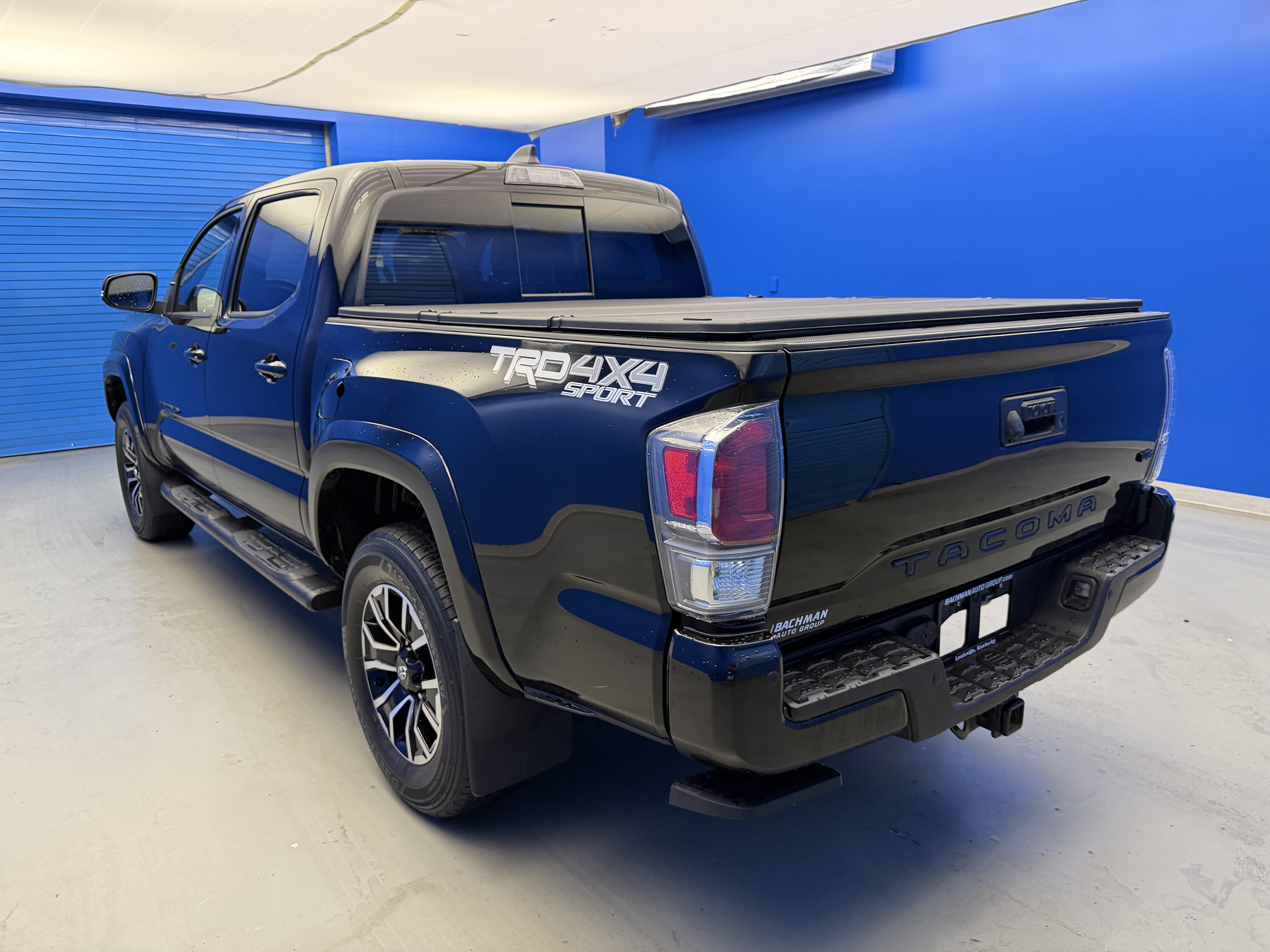Used 2023 Toyota Tacoma TRD Sport w/ TRD Premium Sport Package AWD/4WD image 5