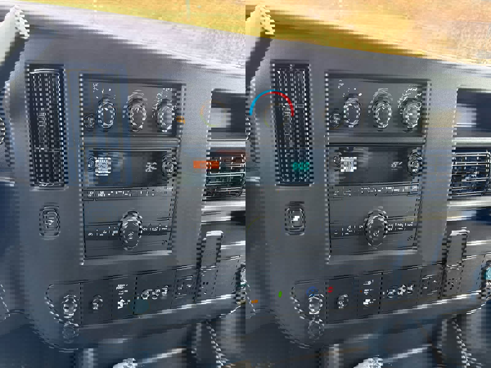 New 2025 GMC Savana 2500 Work Van w/ Driver Convenience Package image 16