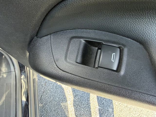 Used 2022 Chevrolet Equinox LT image 29