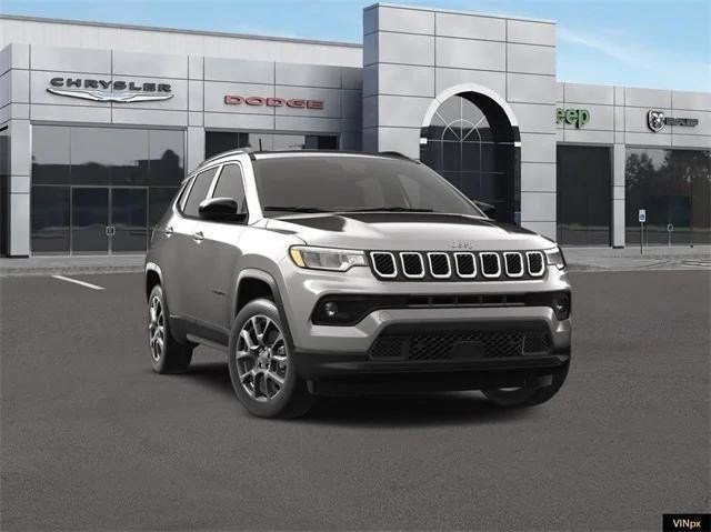 Used 2023 Jeep Compass Latitude w/ Sun and Sound Group image 16
