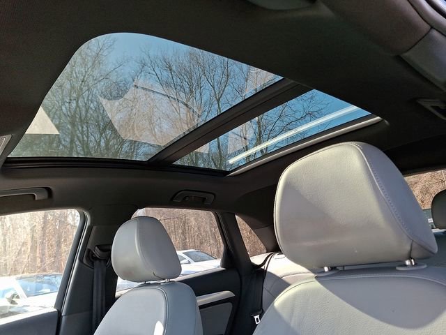 Used 2018 Audi Q3 2.0T Premium image 16