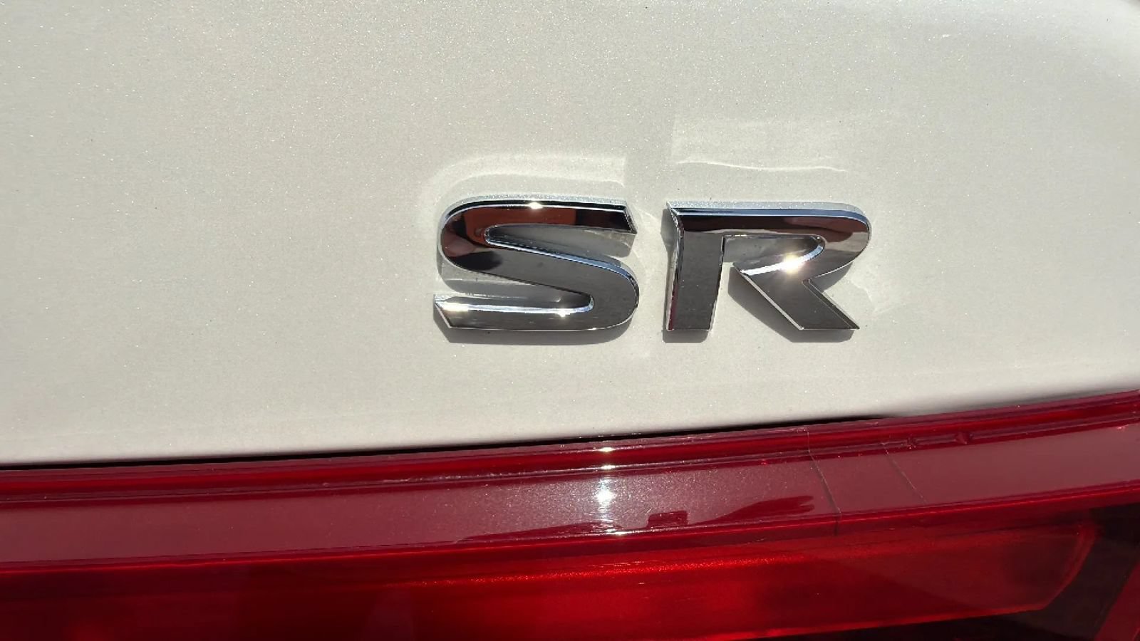 Used 2016 Nissan Maxima SR w/ Interior Lighting Package FWD image 6