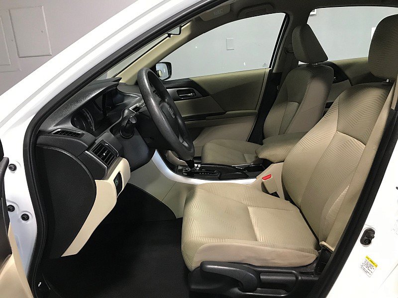 Used 2015 Honda Accord LX image 11