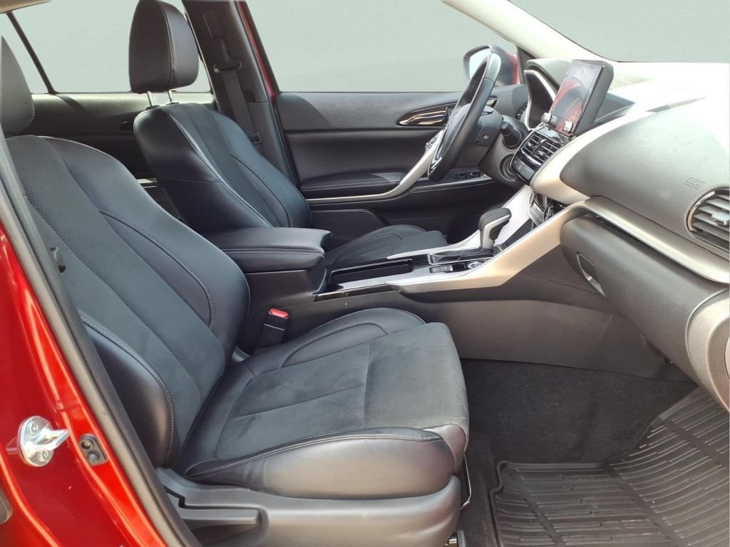 Used 2025 Mitsubishi Eclipse Cross SE AWD/4WD image 15