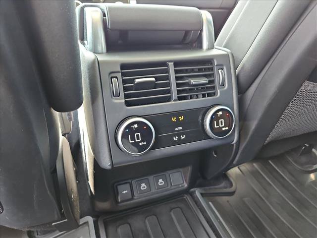 Used 2024 Land Rover Discovery S AWD/4WD image 18