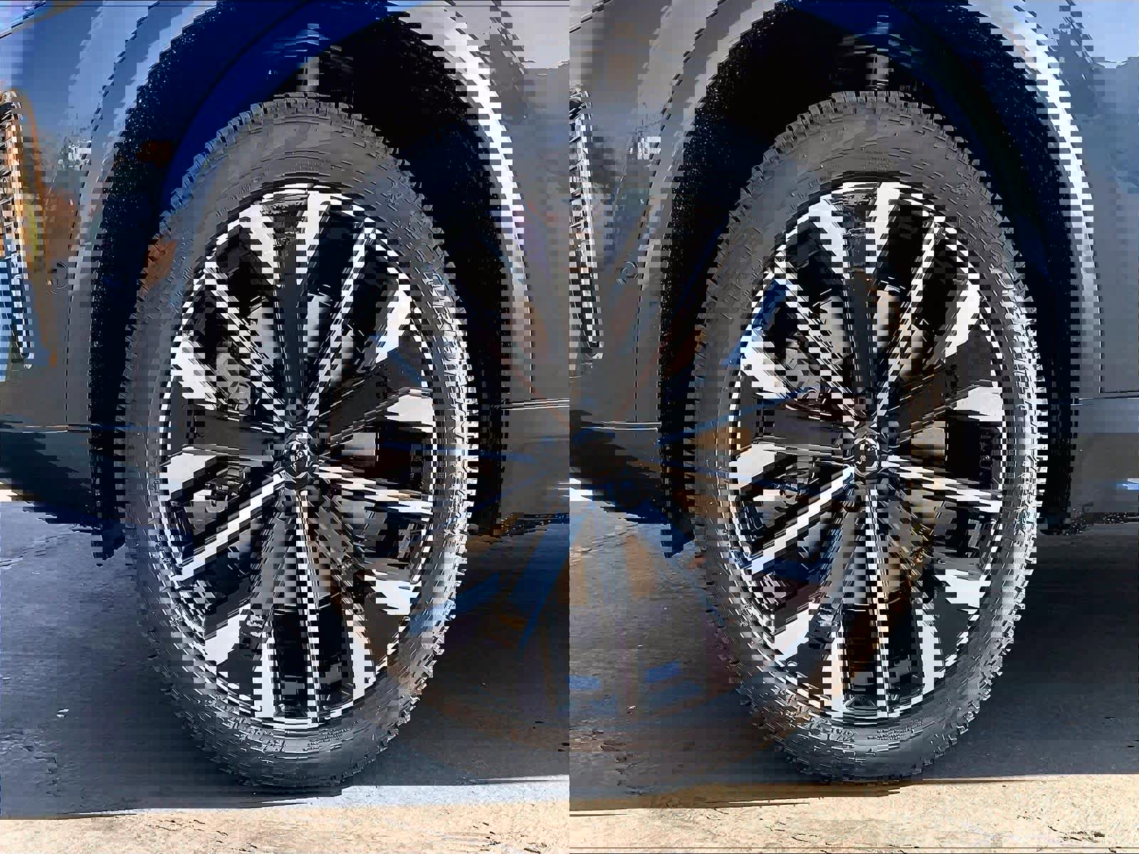 New 2026 Volvo XC90 T8 Plus w/ Protection Package image 14