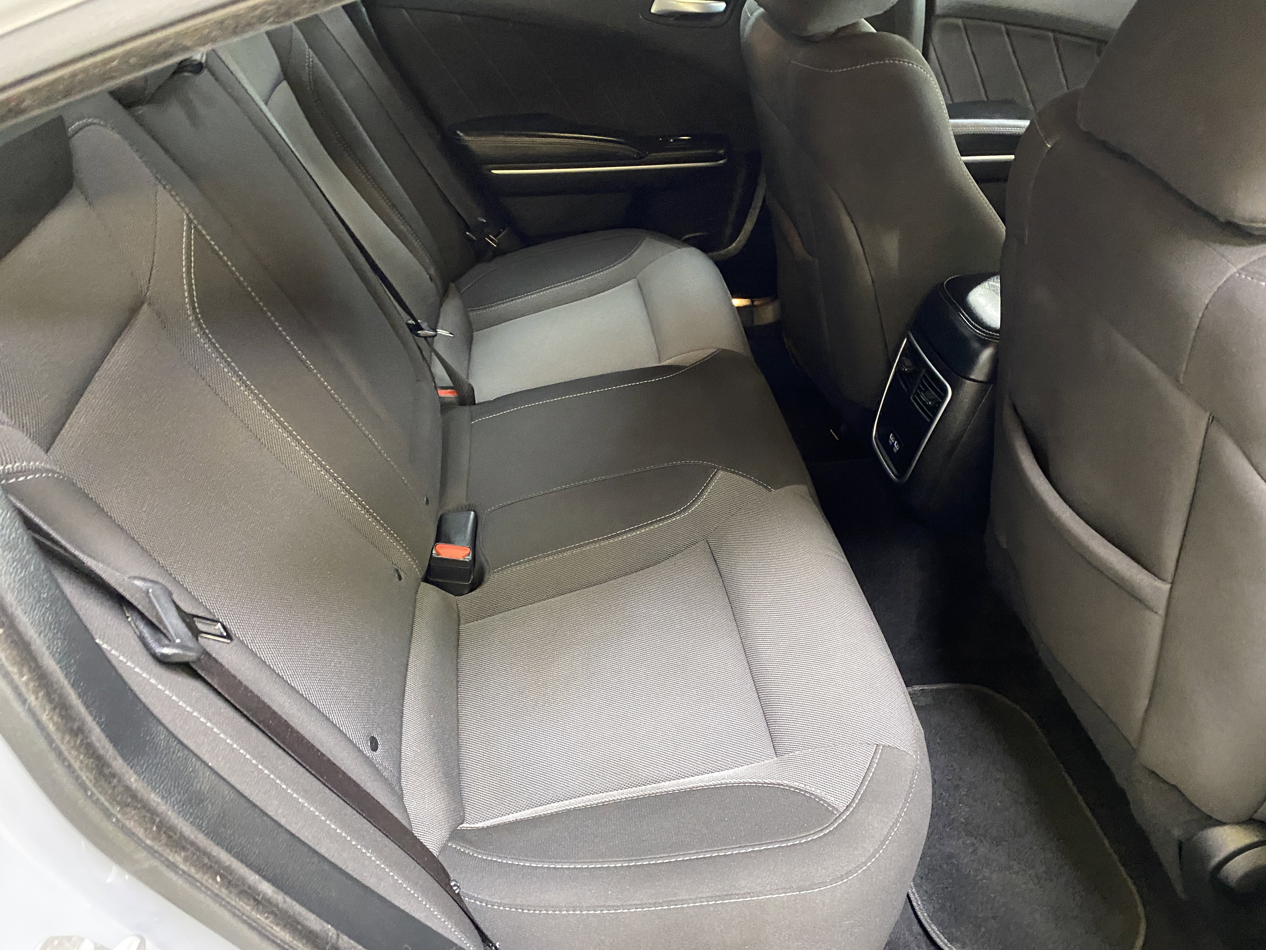 Used 2022 Dodge Charger SXT image 25
