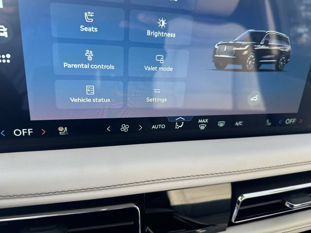 New 2026 Lincoln Aviator Reserve AWD/4WD image 19