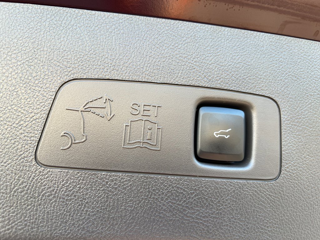 Used 2020 Lincoln Corsair Reserve w/ Elements Package image 19