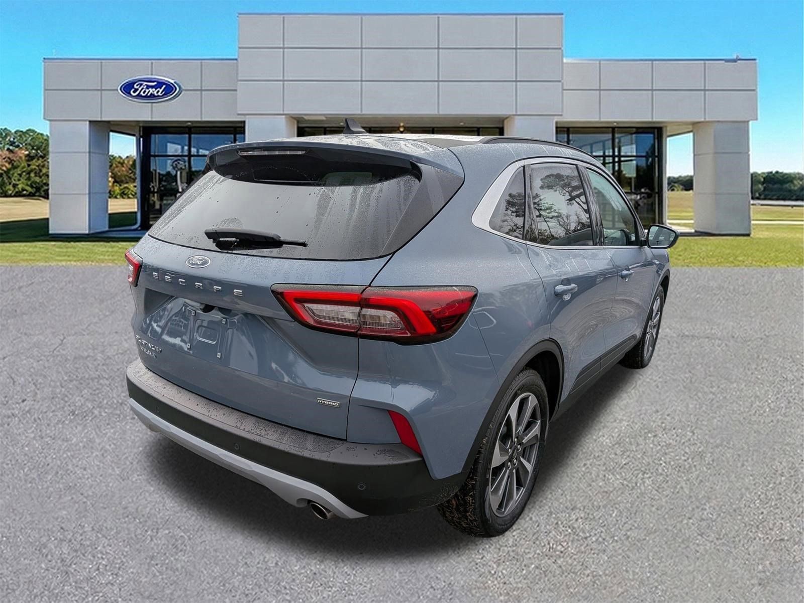 Certified 2025 Ford Escape Platinum image 4