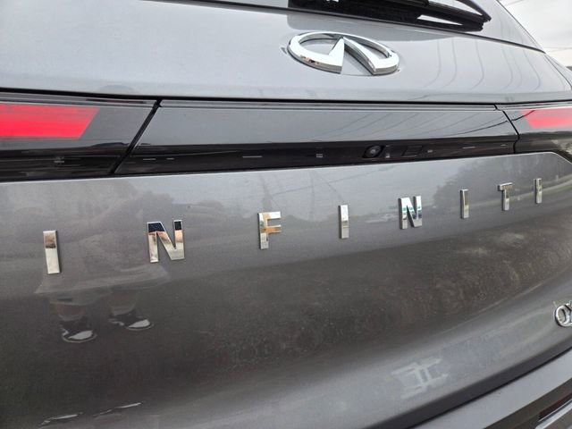 Used 2023 INFINITI QX60 Luxe image 18