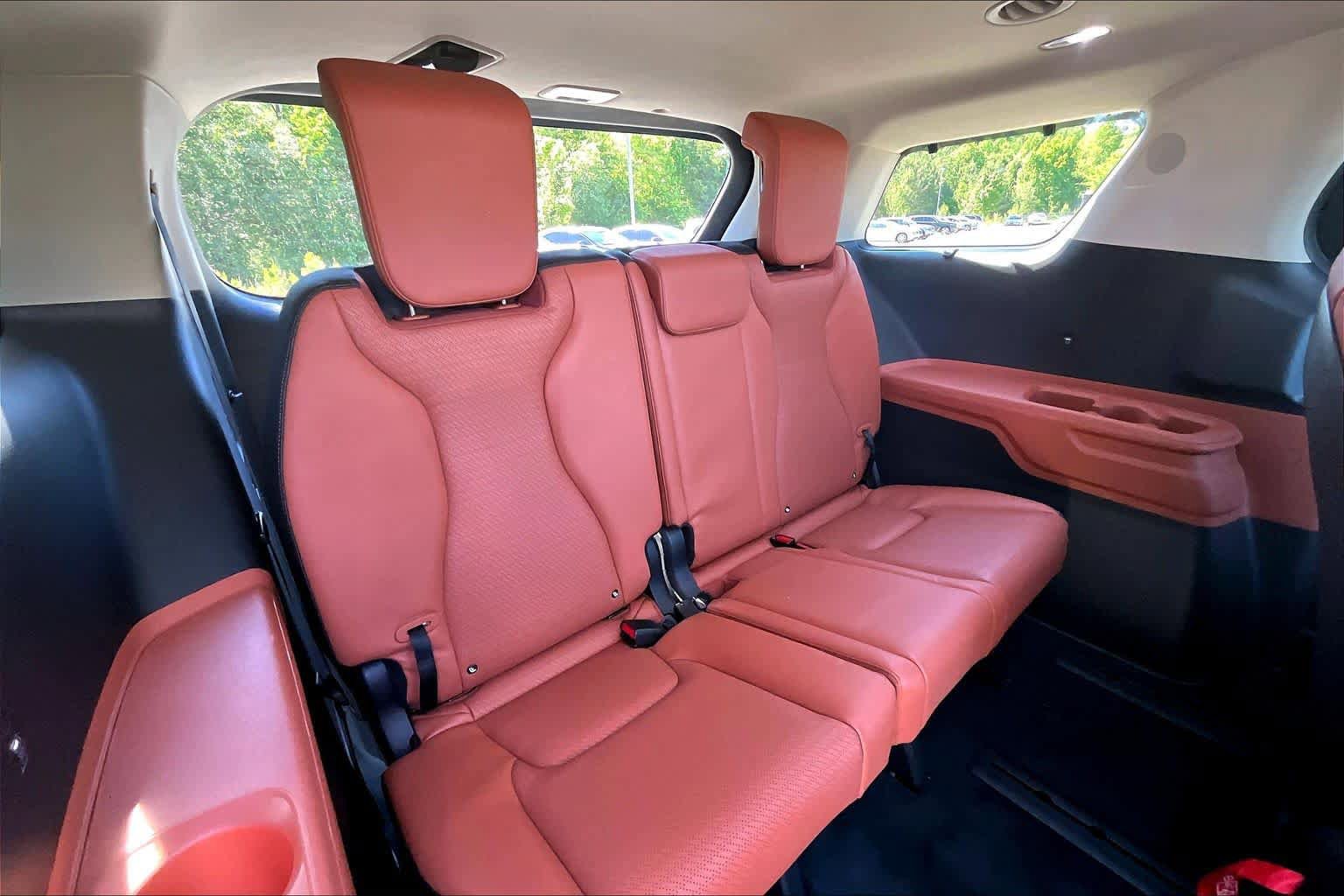 Used 2025 Kia Carnival SX Prestige FWD image 23