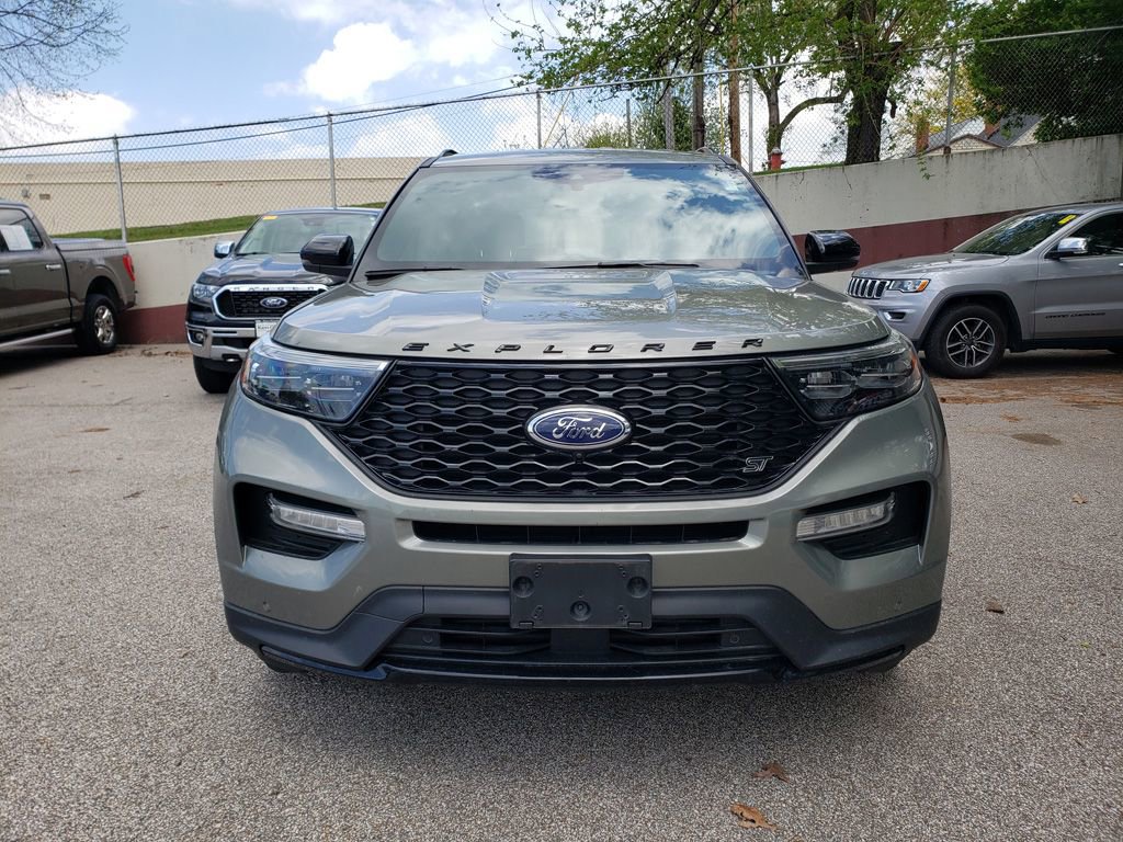 Certified 2020 Ford Explorer ST w/ ST Street Pack AWD/4WD image 2