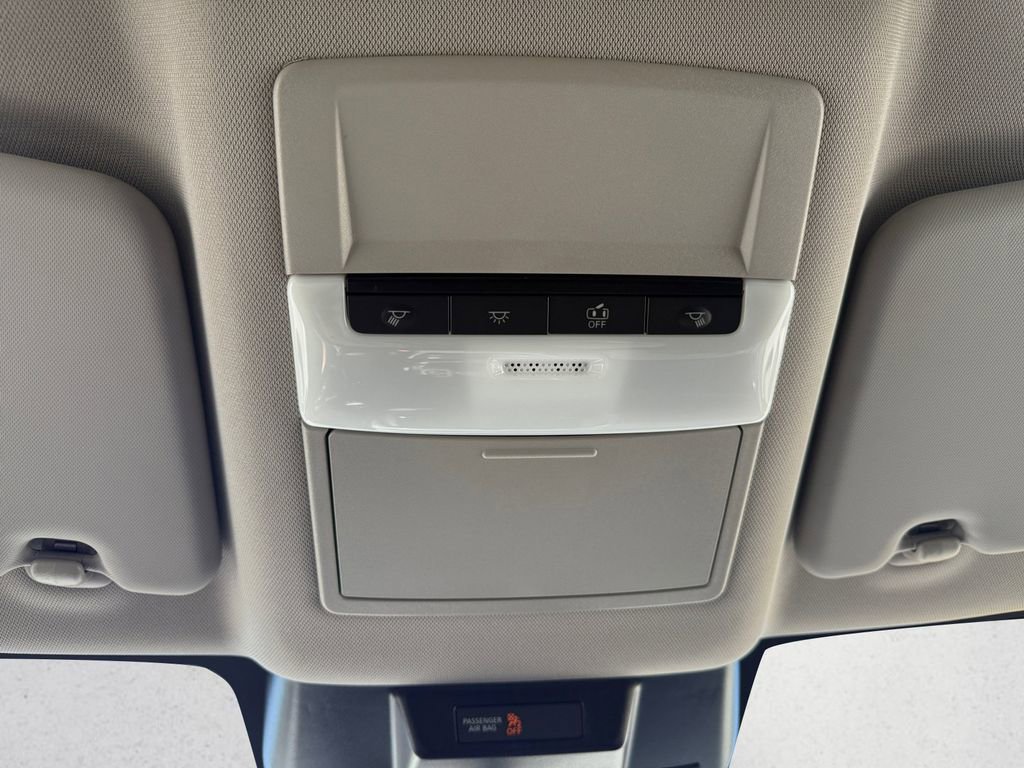 Used 2024 Nissan Rogue S FWD image 25
