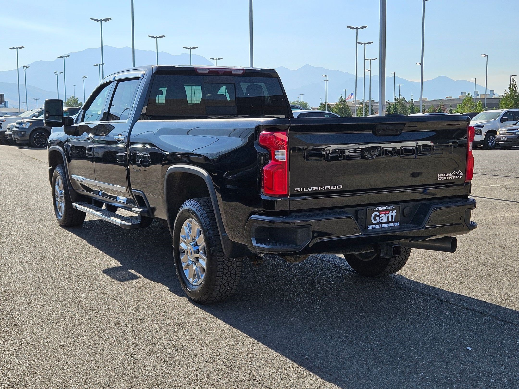 Used 2024 Chevrolet Silverado 3500 High Country AWD/4WD image 5