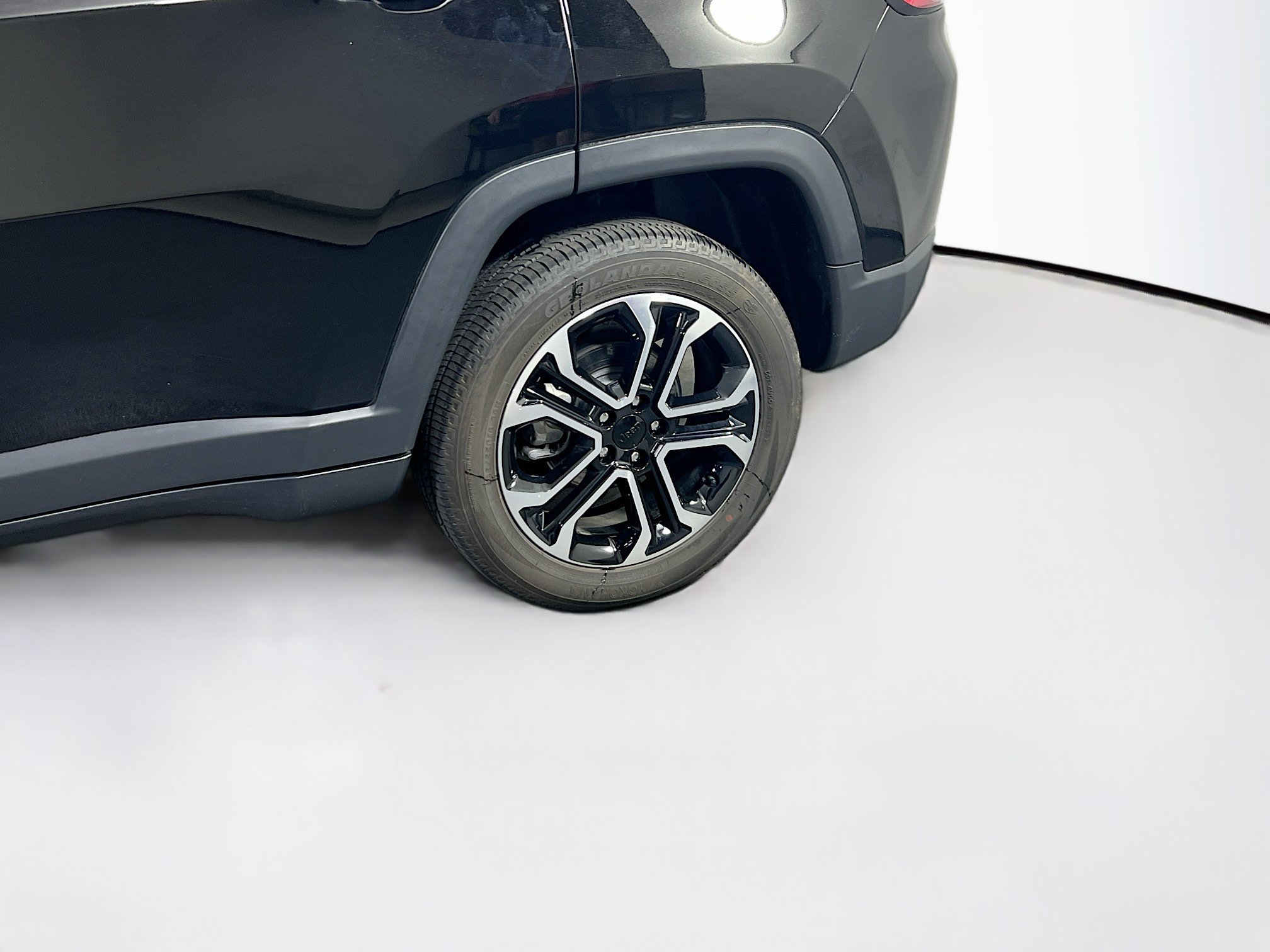 Used 2022 Jeep Compass Limited AWD/4WD image 28