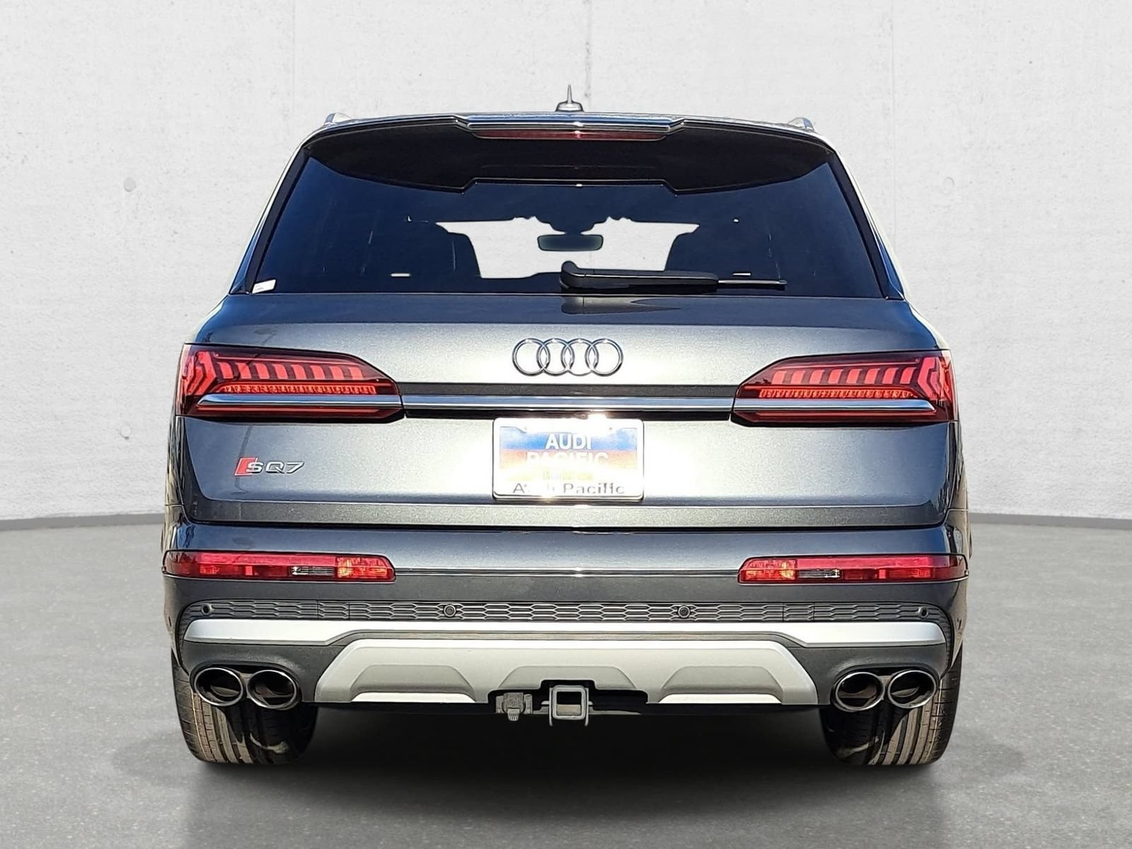 Used 2024 Audi SQ7 Premium Plus AWD/4WD image 6