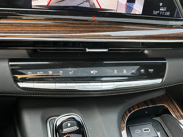 Used 2023 Cadillac Escalade Premium Luxury image 33