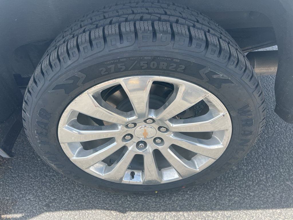 Used 2022 Chevrolet Silverado 1500 High Country image 3