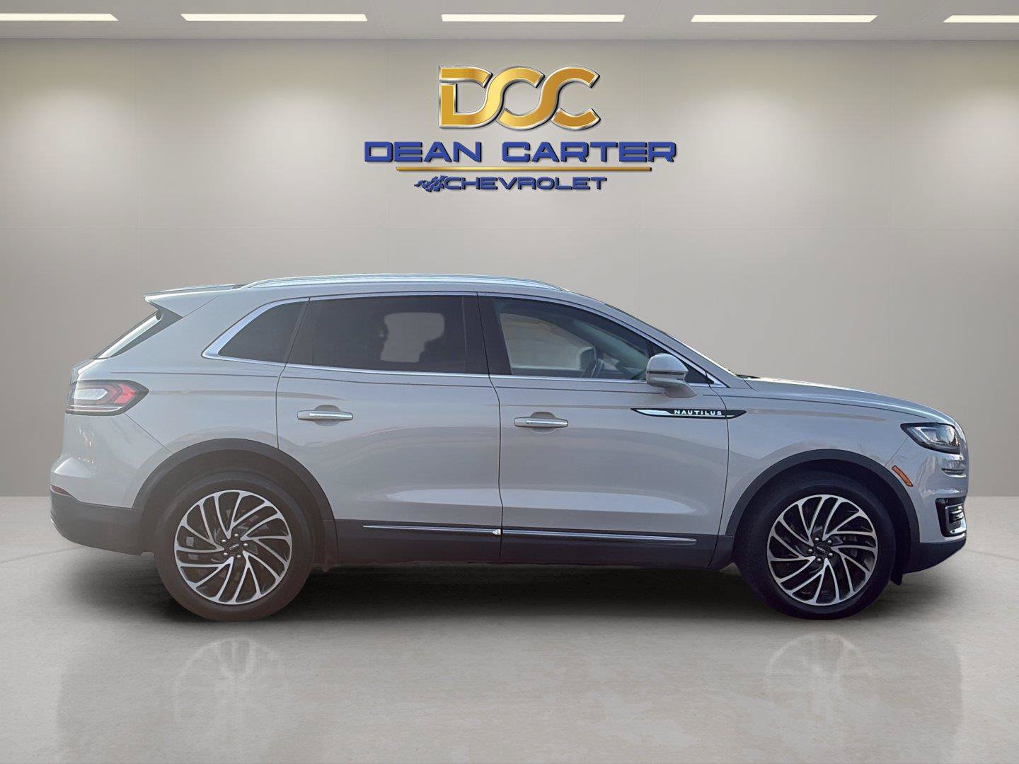 Used 2020 Lincoln Nautilus Reserve w/ Cargo Utility Package AWD/4WD image 6