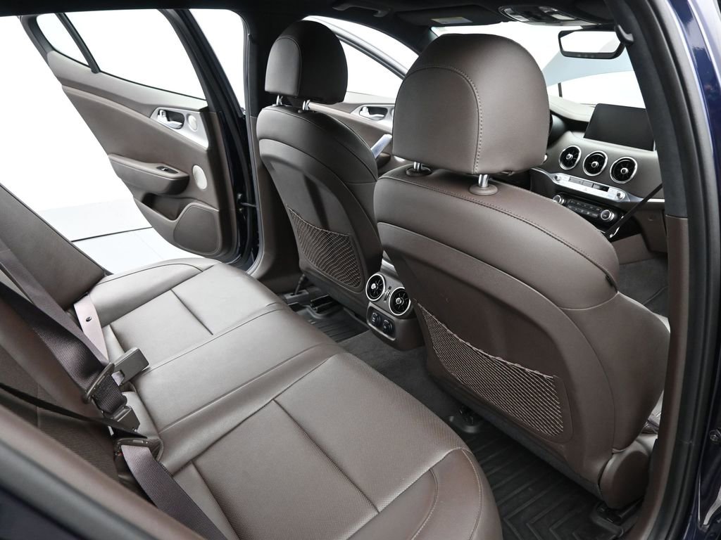 Used 2020 Kia Stinger GT image 17