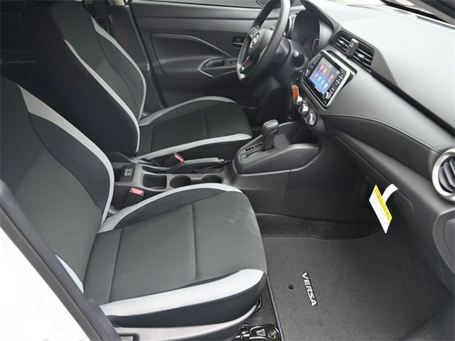 Used 2025 Nissan Versa S w/ S Plus Package image 35
