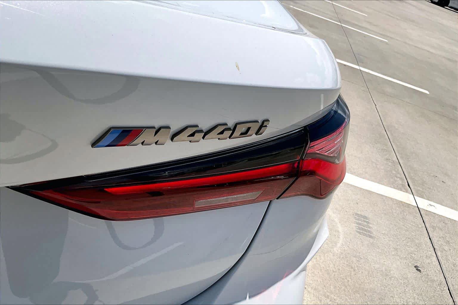 Used 2021 BMW M440i Convertible w/ Premium Package RWD image 9