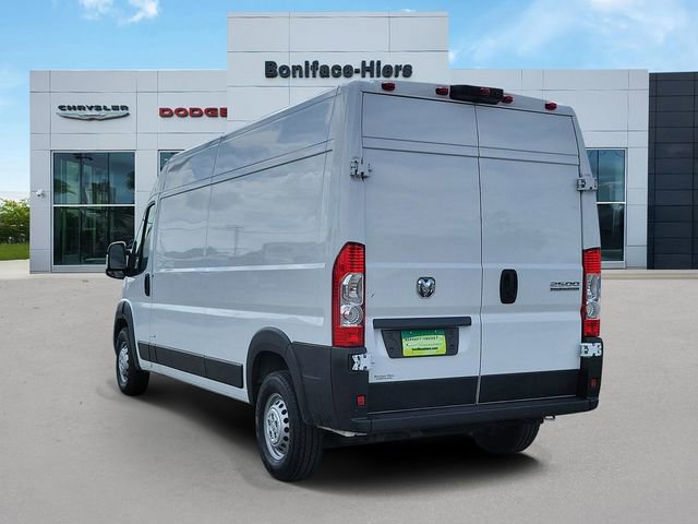 Used 2024 RAM ProMaster 2500 w/ Convenience Group image 4
