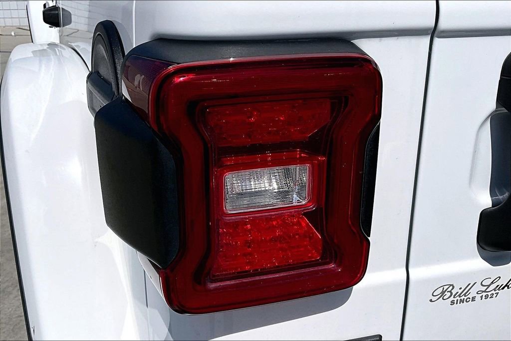 Certified 2021 Jeep Wrangler Unlimited Rubicon AWD/4WD image 30