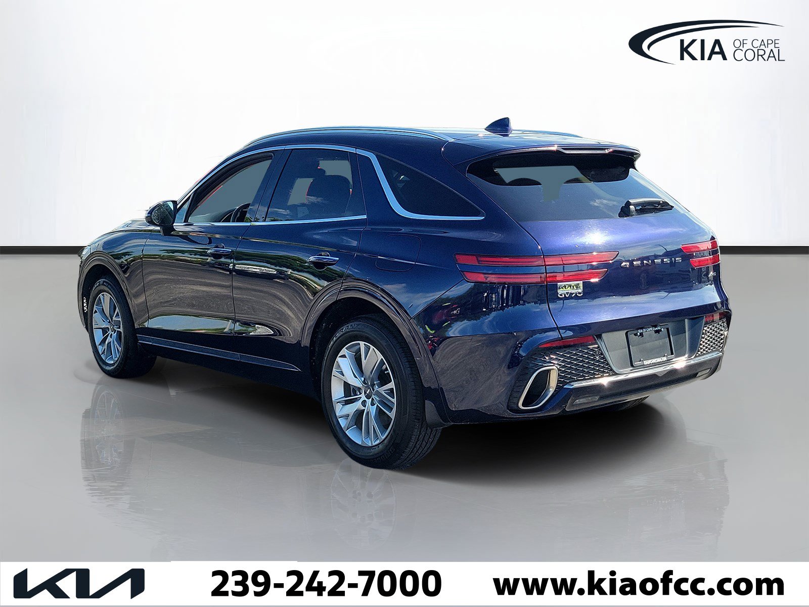 Used 2023 Genesis GV70 2.5T AWD/4WD image 4