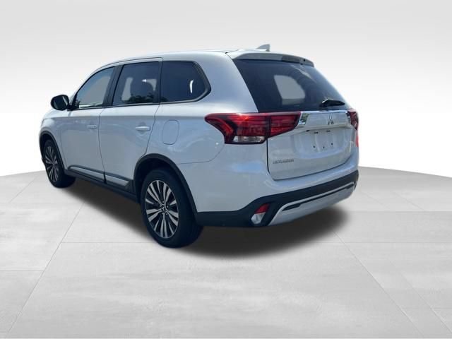 Used 2020 Mitsubishi Outlander ES FWD image 5