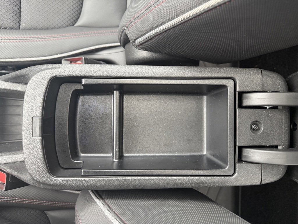 Used 2023 Chevrolet TrailBlazer RS w/ Sun and Liftgate Package image 36