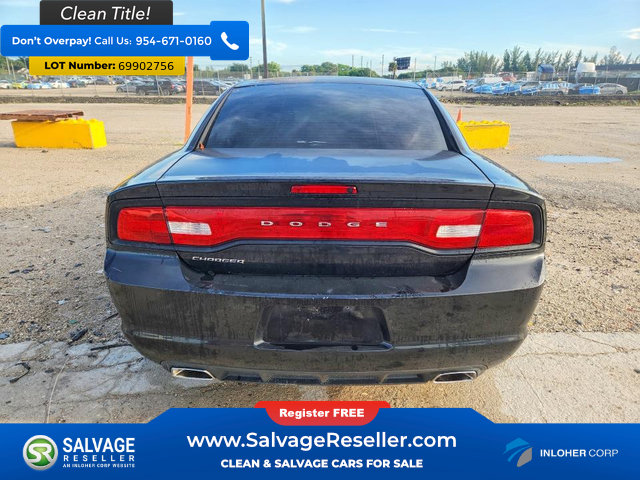 Used 2014 Dodge Charger SE RWD image 8