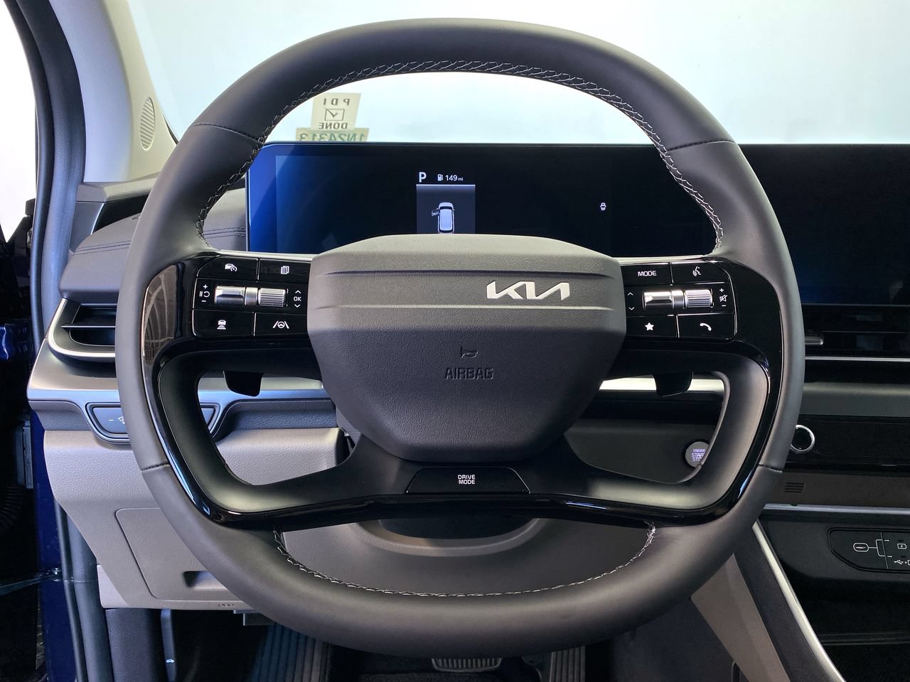New 2027 Kia Carnival LXS FWD image 21