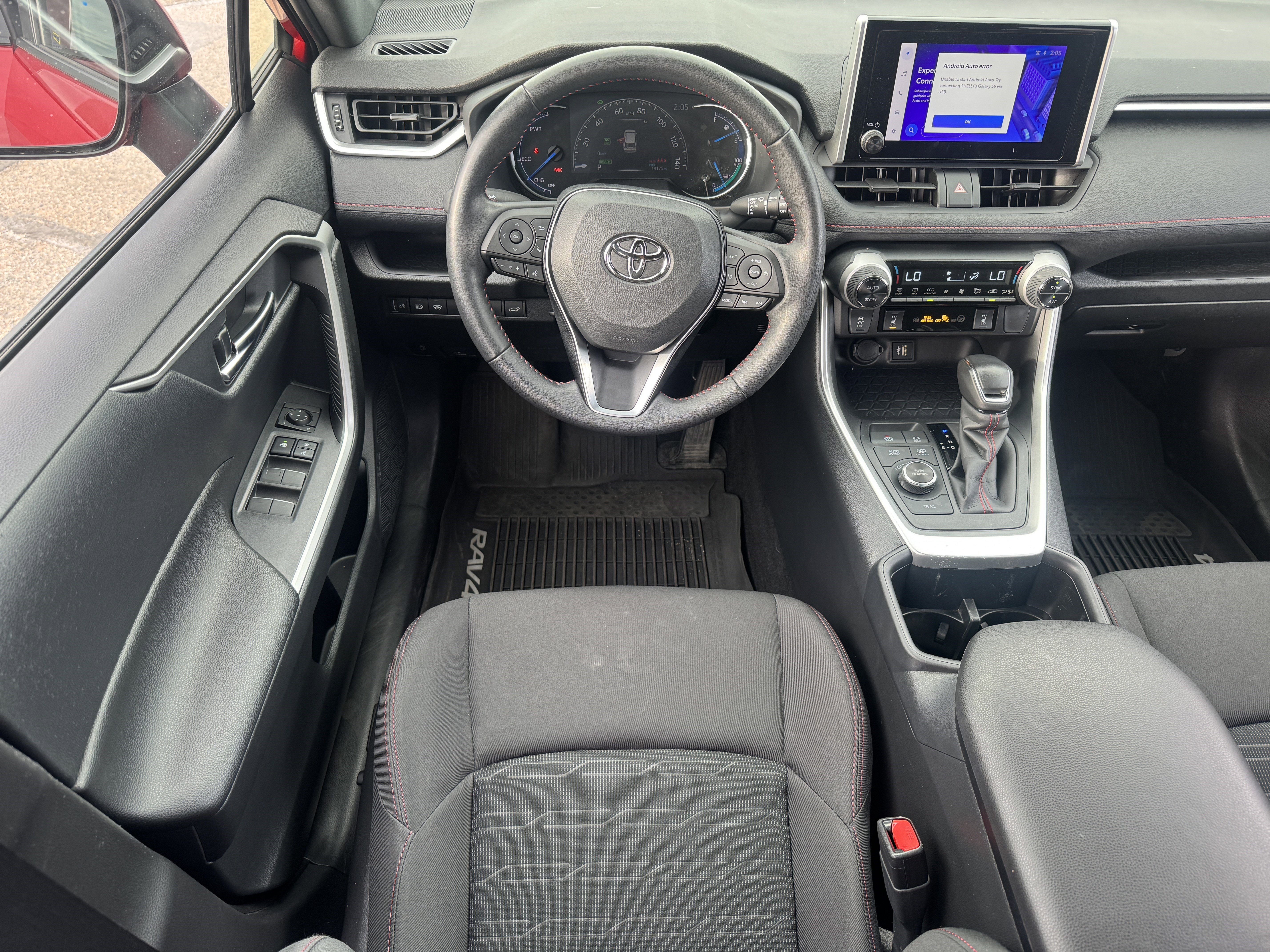 Used 2023 Toyota RAV4 SE w/ Weather & Moonroof Package image 16